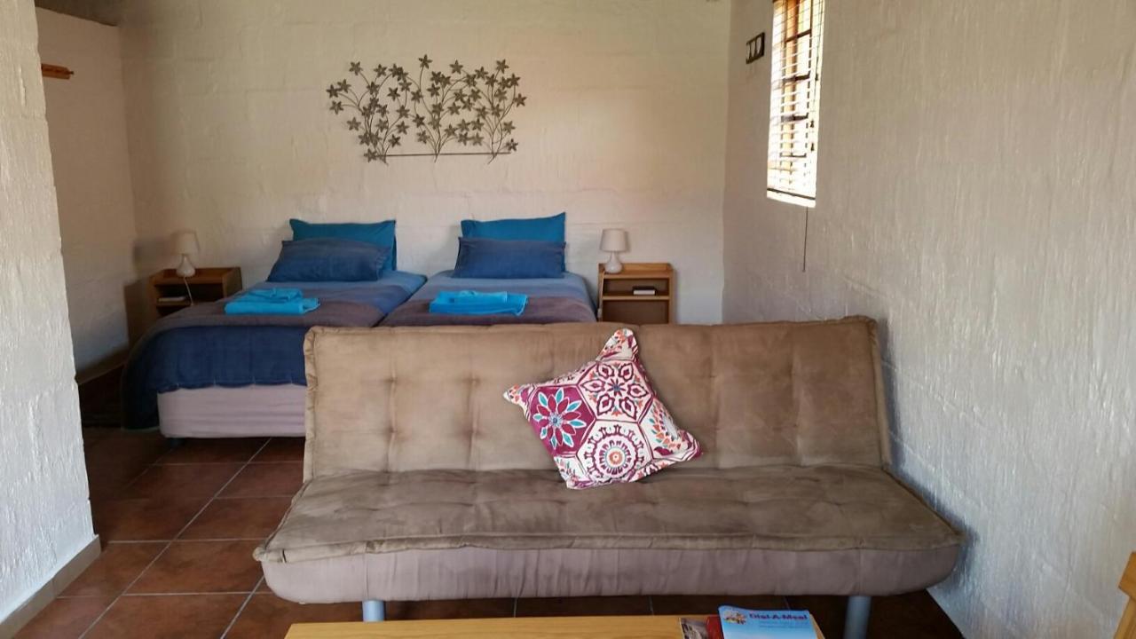 Appartement Walvis Bay Backpackers & Self-Catering Extérieur photo